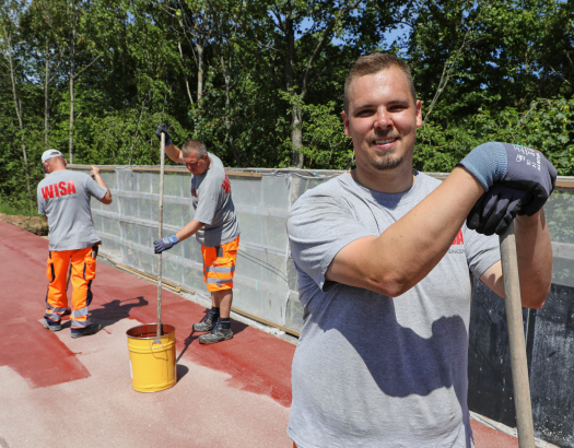 ufriedener Mitarbeiter der WISA GmbH